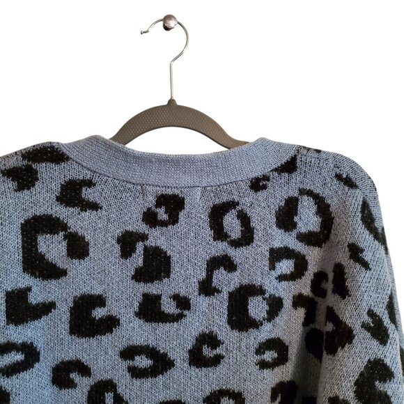 C & C California Blue Leopard Print V-Neck Cardigan Large - Picture 6 of 15